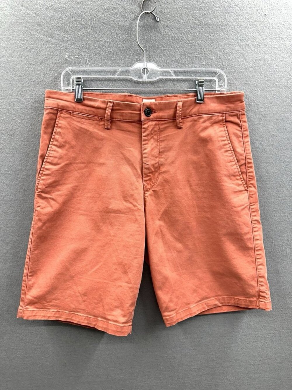 Gap Chino Shorts Men Size 32 Coral Pink Cotton Essential Khaki Casual Flat Front